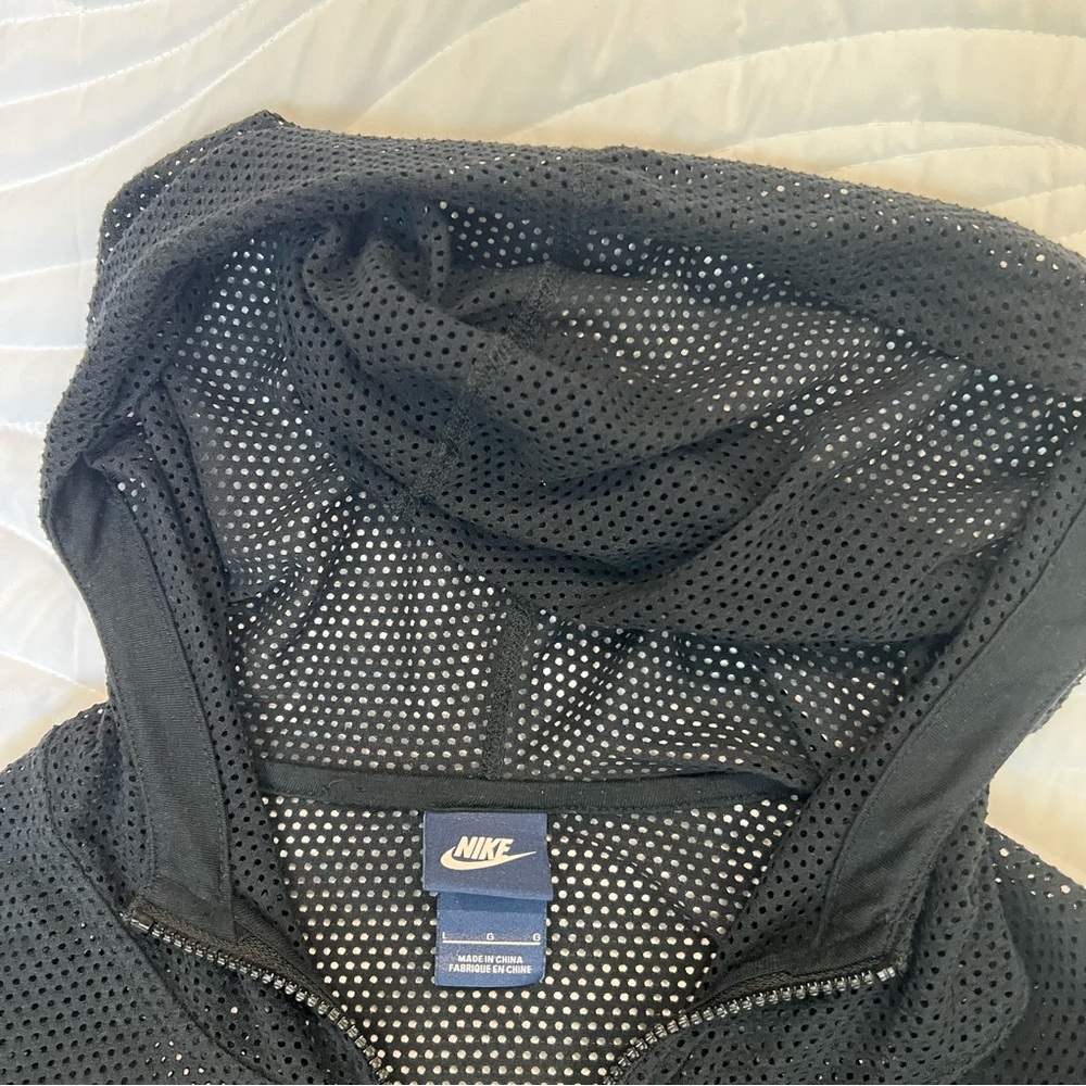 Nike Black Mesh Hoodie with White Logo on Chest Size L - Picture 3 of 7